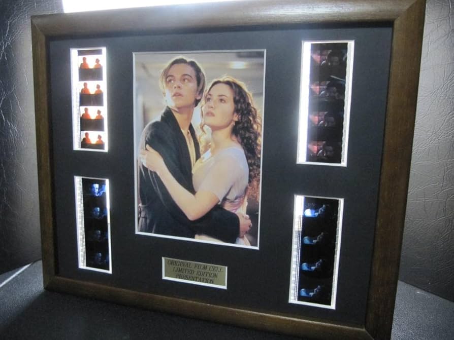 Amazon.co.jp: 映画 タイタニック 35㎜フィルムセル額装5 横置き